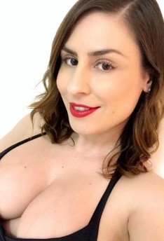 Emme White Görüntü